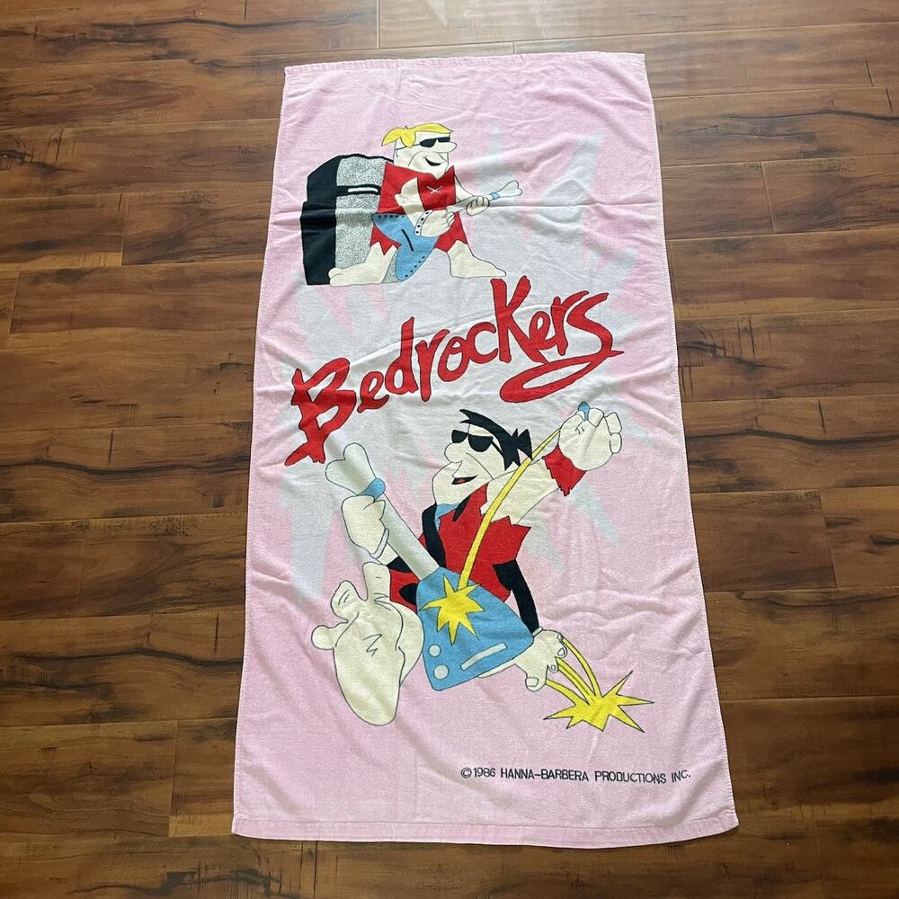 Vintage 1986 The Flinstones Beach Towel The Bedrockers Pink Hanna Barbera Prod